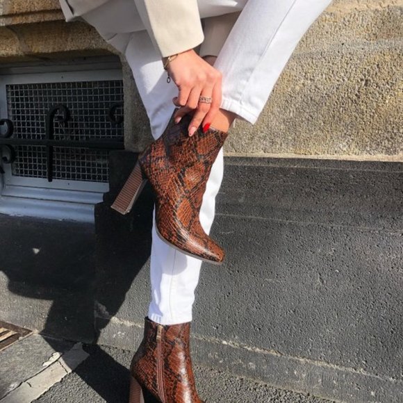 Block Heeled Ankle Bootie - Picture 3 of 5